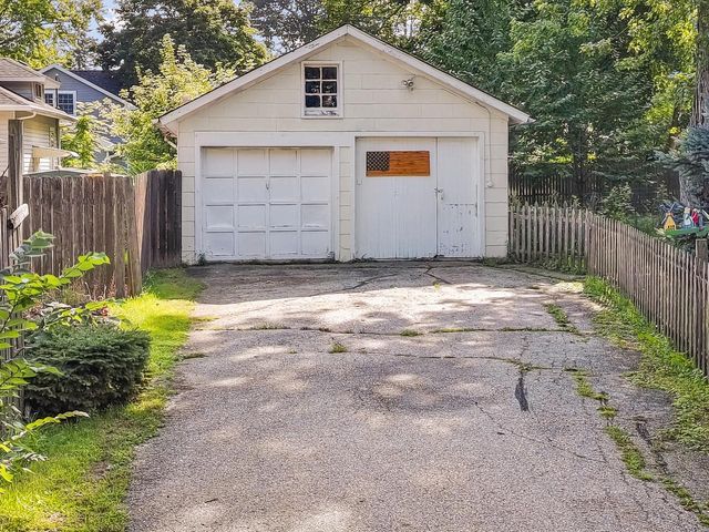 117 N Fourth STREET, Delavan, WI 53115