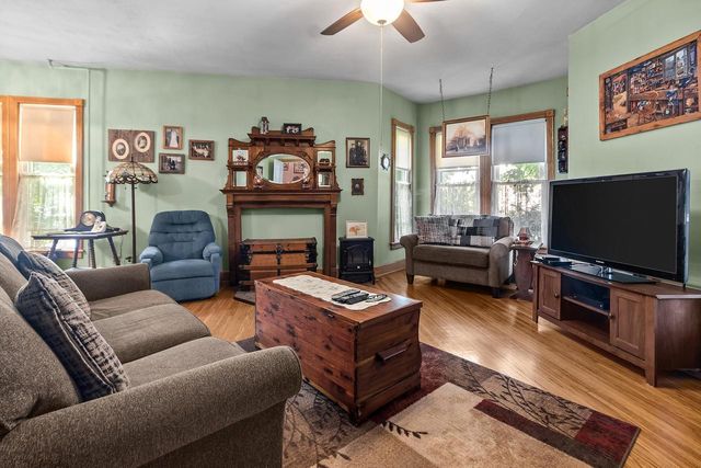 117 N Fourth STREET, Delavan, WI 53115