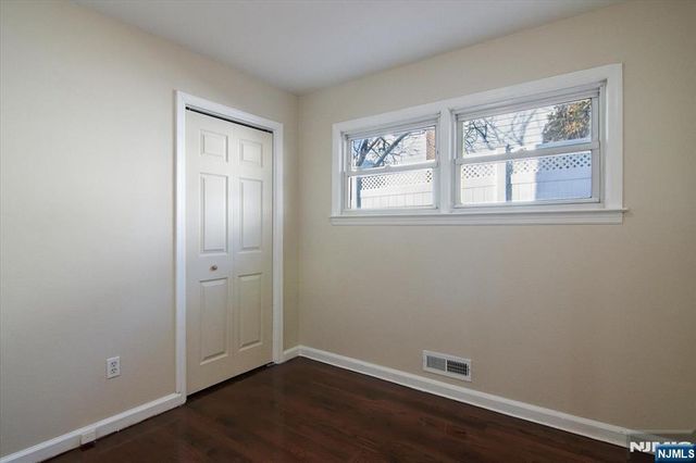 301 Riverview Road, Pompton Lakes, NJ 07442