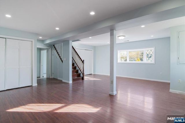 301 Riverview Road, Pompton Lakes, NJ 07442