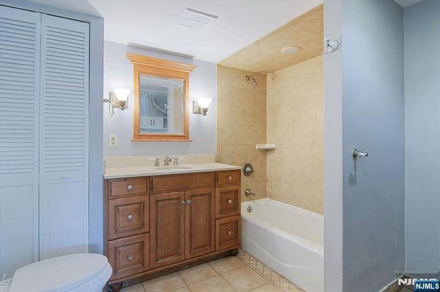 301 Riverview Road, Pompton Lakes, NJ 07442