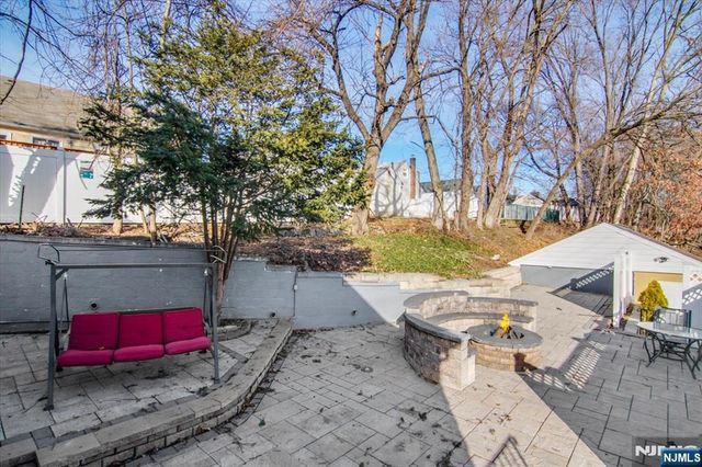 301 Riverview Road, Pompton Lakes, NJ 07442