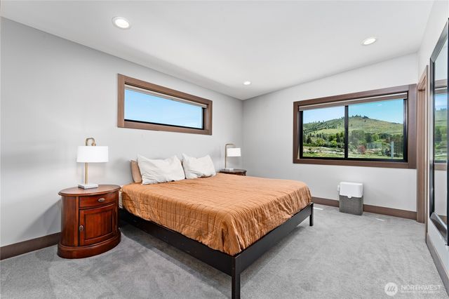 81 Nora Lane, Chelan, WA 98816