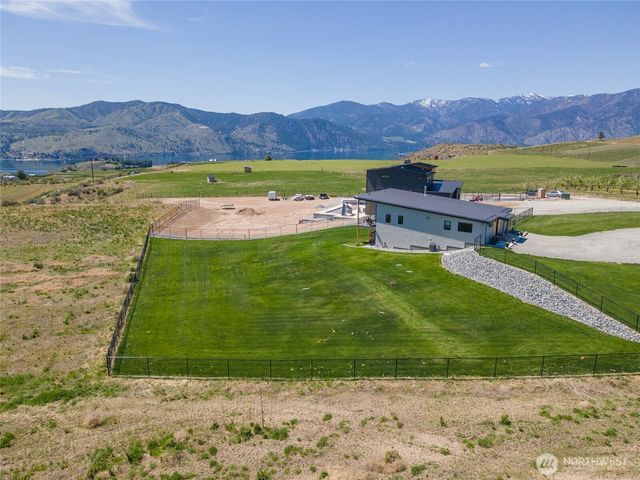 81 Nora Lane, Chelan, WA 98816
