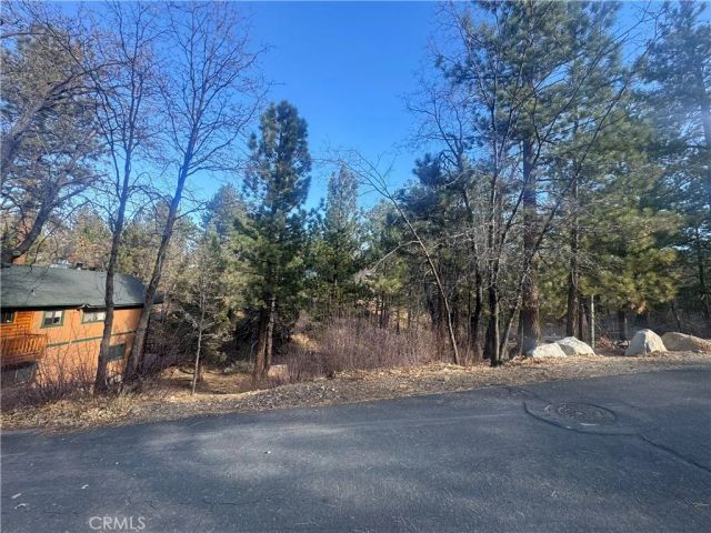 899 Kern, Sugarloaf, CA 92386