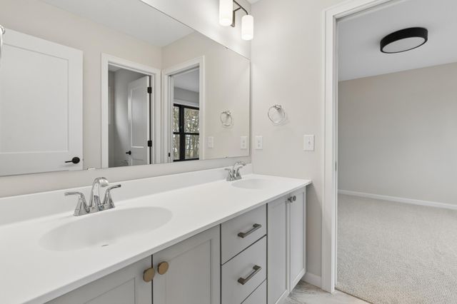 6547 108th Street S, Cottage Grove, MN 55016