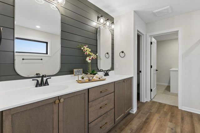 6547 108th Street S, Cottage Grove, MN 55016