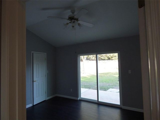 6107 La Mesa ST, Lago Vista, TX 78645