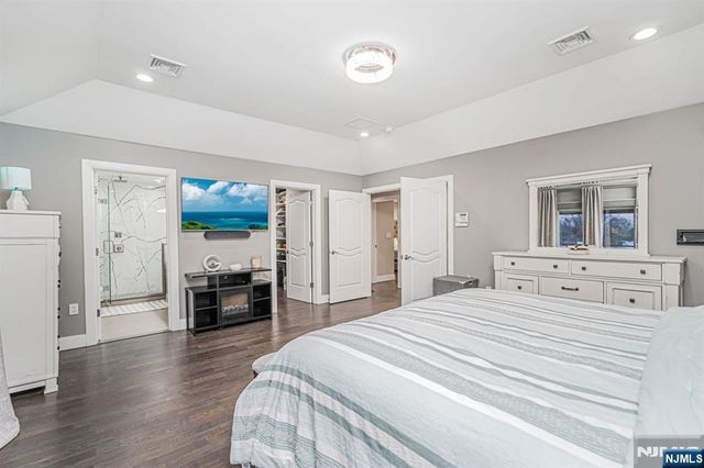 171 Pleasant Avenue, Englewood, NJ 07631