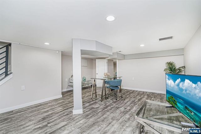 171 Pleasant Avenue, Englewood, NJ 07631