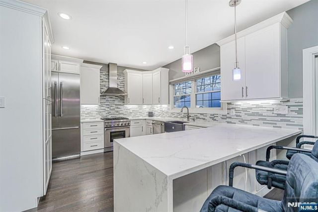 171 Pleasant Avenue, Englewood, NJ 07631