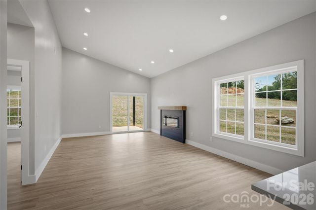 913 Overlook Drive SW, Lenoir, NC 28645