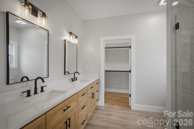 913 Overlook Drive SW, Lenoir, NC 28645