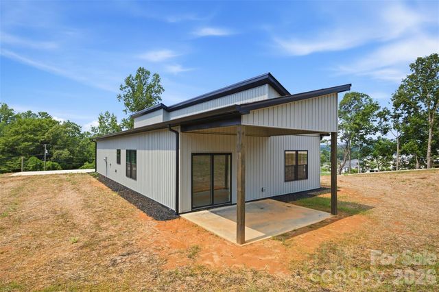 913 Overlook Drive SW, Lenoir, NC 28645