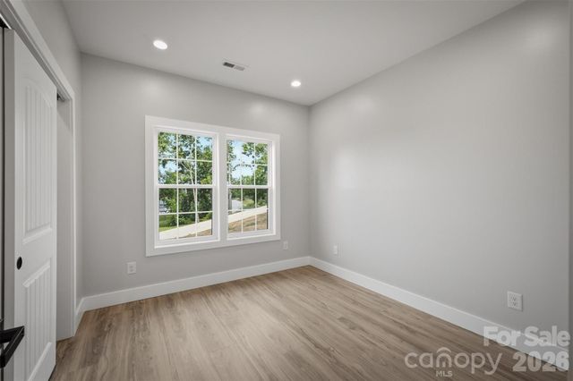 913 Overlook Drive SW, Lenoir, NC 28645