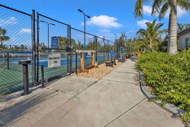 7676 MIKASA DRIVE, Punta Gorda, FL 33950