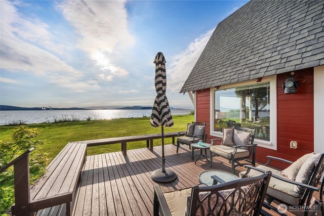 12312 Seabird Lane, Mount Vernon, WA 98273
