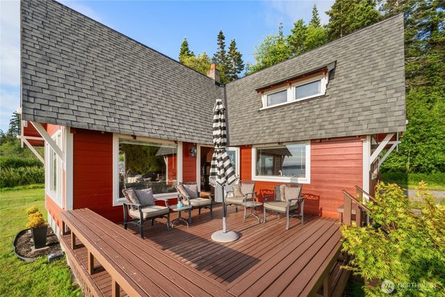 12312 Seabird Lane, Mount Vernon, WA 98273