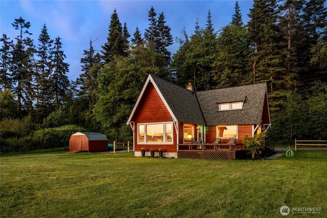 12312 Seabird Lane, Mount Vernon, WA 98273