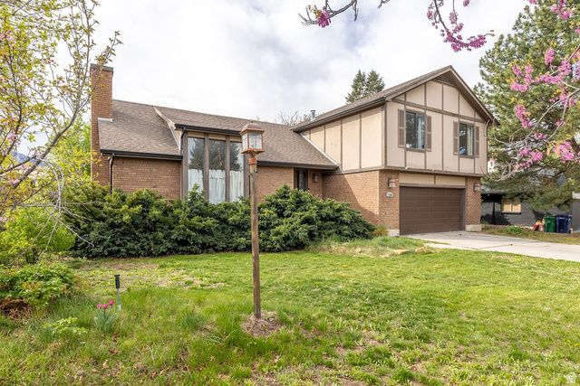 1930 E SOUTHBRIDGE WAY, Sandy, UT 84093
