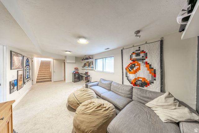 1930 E SOUTHBRIDGE WAY, Sandy, UT 84093