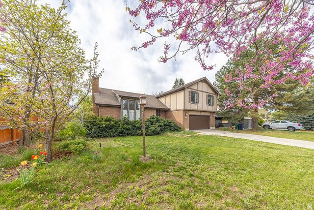 1930 E SOUTHBRIDGE WAY, Sandy, UT 84093