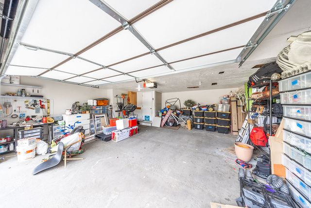1930 E SOUTHBRIDGE WAY, Sandy, UT 84093