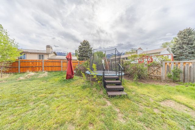 1930 E SOUTHBRIDGE WAY, Sandy, UT 84093