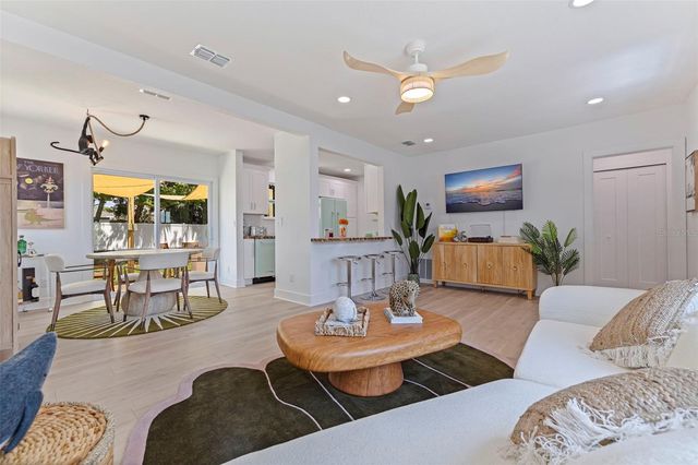 1579 BAYSHORE BOULEVARD, Dunedin, FL 34698