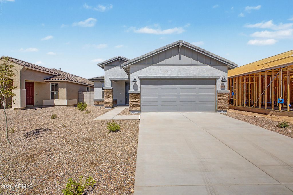 16976 W BUCKHORN Trail, Surprise, AZ 85387 — exterior