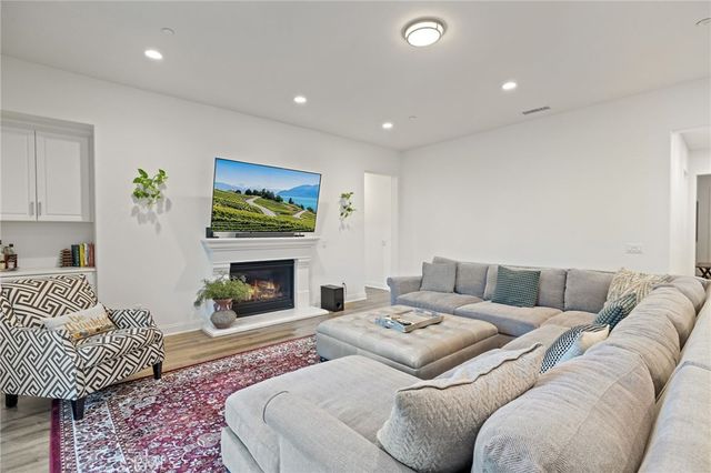 10088 Goldenrod Court, Rancho Cucamonga, CA 91701