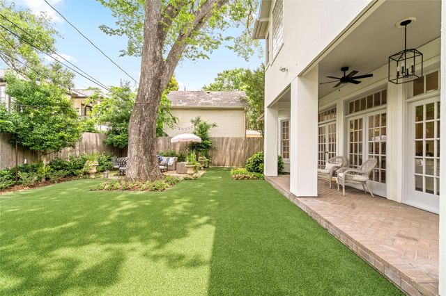 4220 Riley Street, West University Place, TX 77005