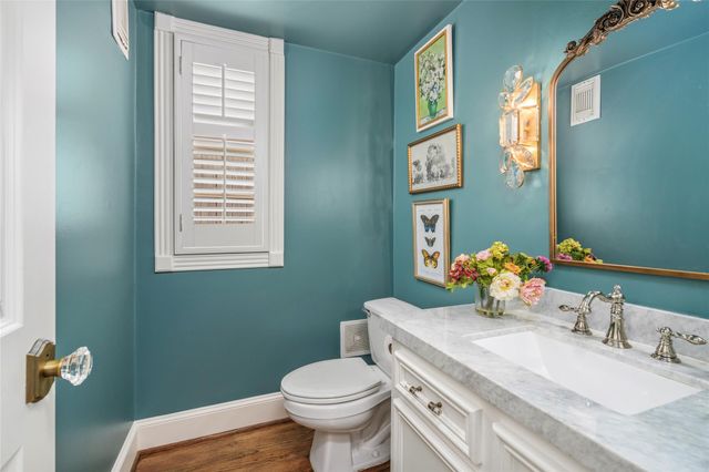 4220 Riley Street, West University Place, TX 77005
