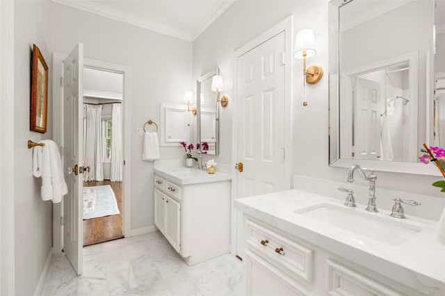 4220 Riley Street, West University Place, TX 77005