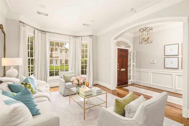 4220 Riley Street, West University Place, TX 77005