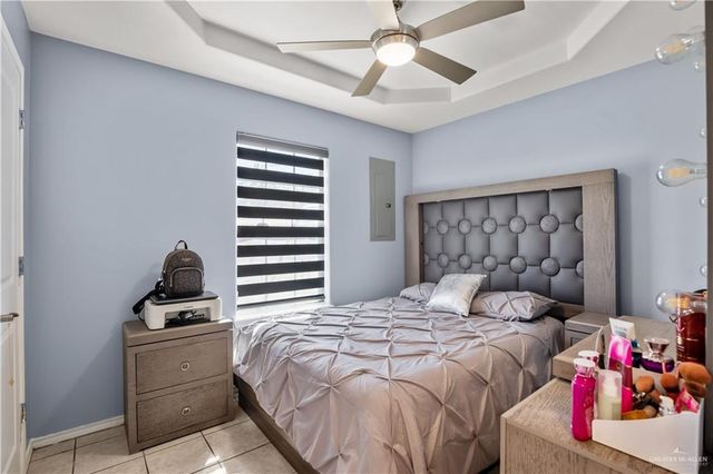 214 Pat Cannon Avenue, Weslaco, TX 78596