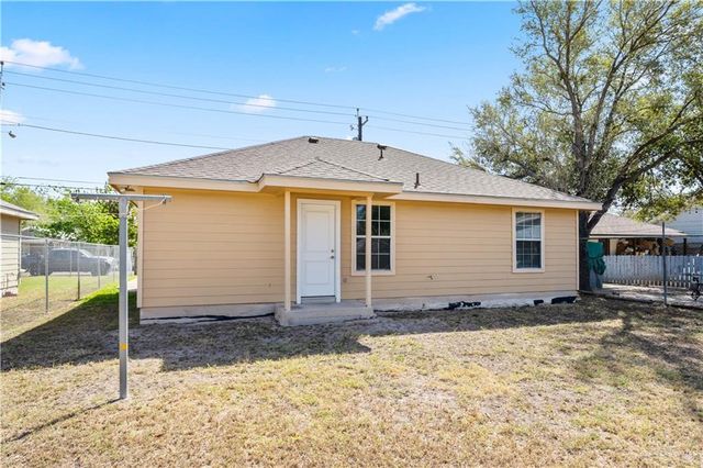 214 Pat Cannon Avenue, Weslaco, TX 78596