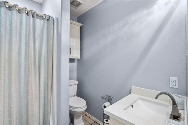 214 Pat Cannon Avenue, Weslaco, TX 78596