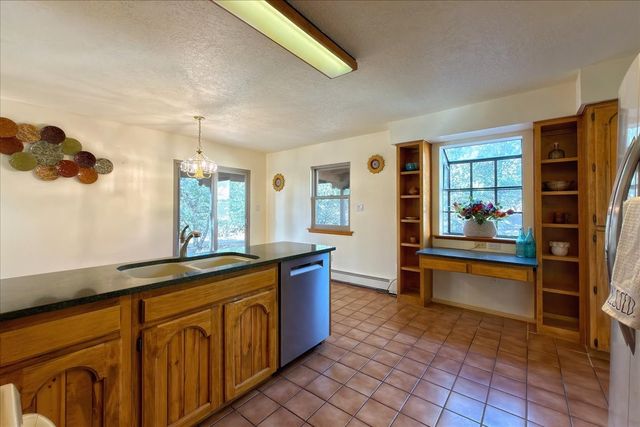 64 Cibola Circle, Santa Fe, NM 87505