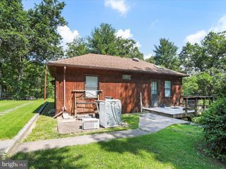 84 FUNK RD, Strasburg, VA 22657