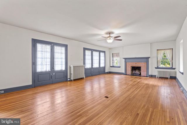 980 NORTHERN AVE, Hagerstown, MD 21742