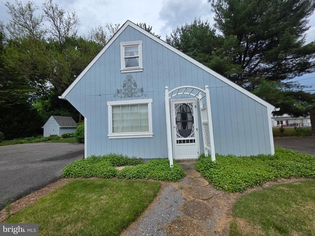 980 NORTHERN AVE, Hagerstown, MD 21742