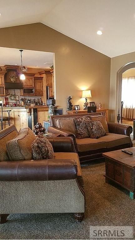 Image 16 of property listing at 5050 E Tildy Lane, Ammon, ID 83401