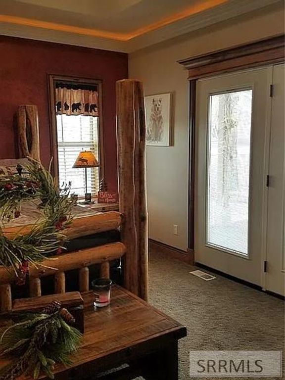 Image 4 of property listing at 5050 E Tildy Lane, Ammon, ID 83401
