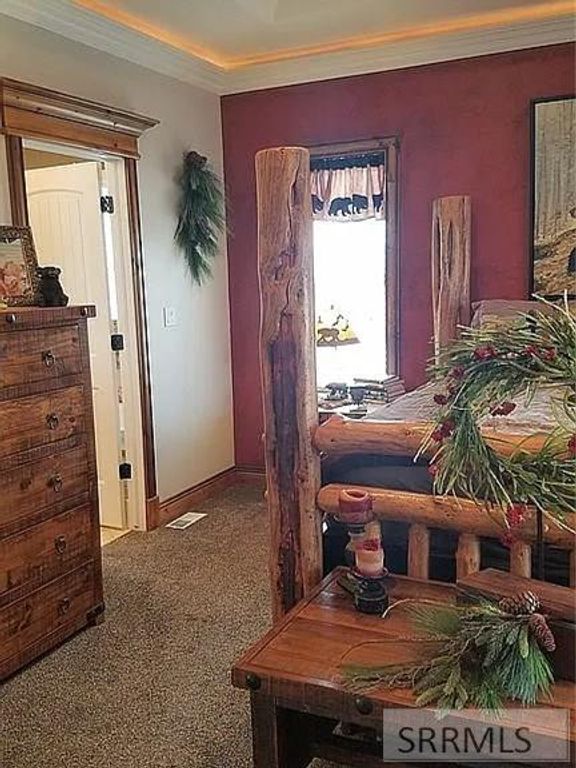 Image 5 of property listing at 5050 E Tildy Lane, Ammon, ID 83401