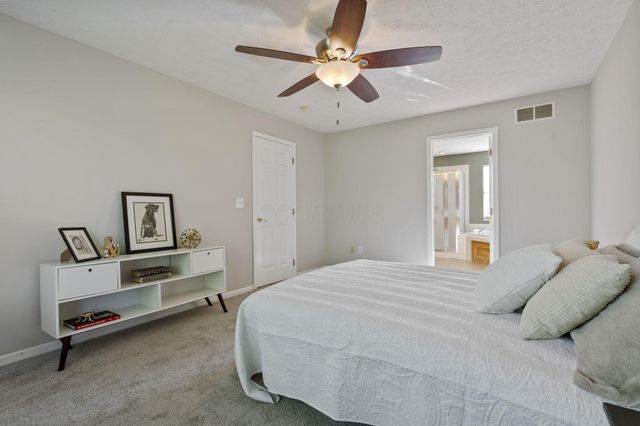 8536 Robbins Loop Drive, Reynoldsburg, OH 43068