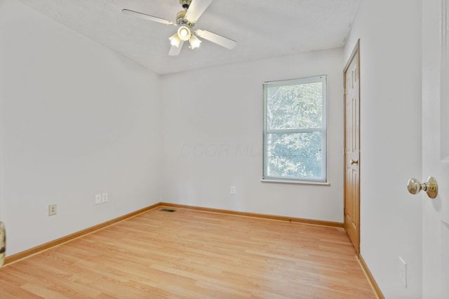 8536 Robbins Loop Drive, Reynoldsburg, OH 43068