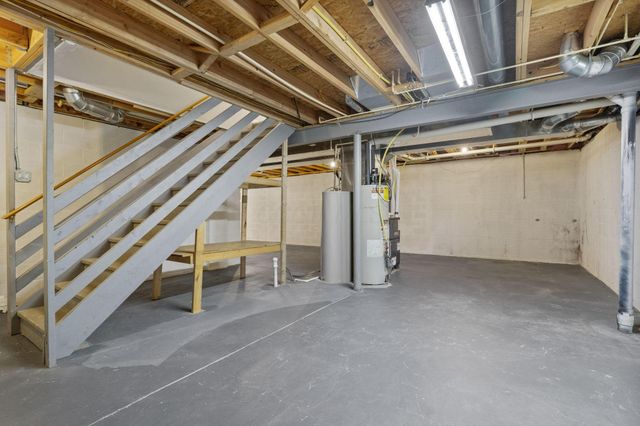 8536 Robbins Loop Drive, Reynoldsburg, OH 43068