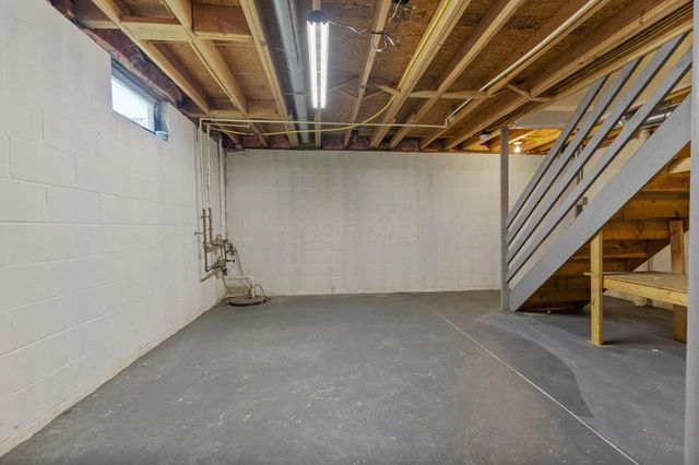 8536 Robbins Loop Drive, Reynoldsburg, OH 43068