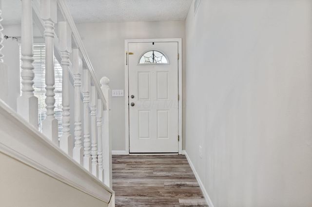 8536 Robbins Loop Drive, Reynoldsburg, OH 43068